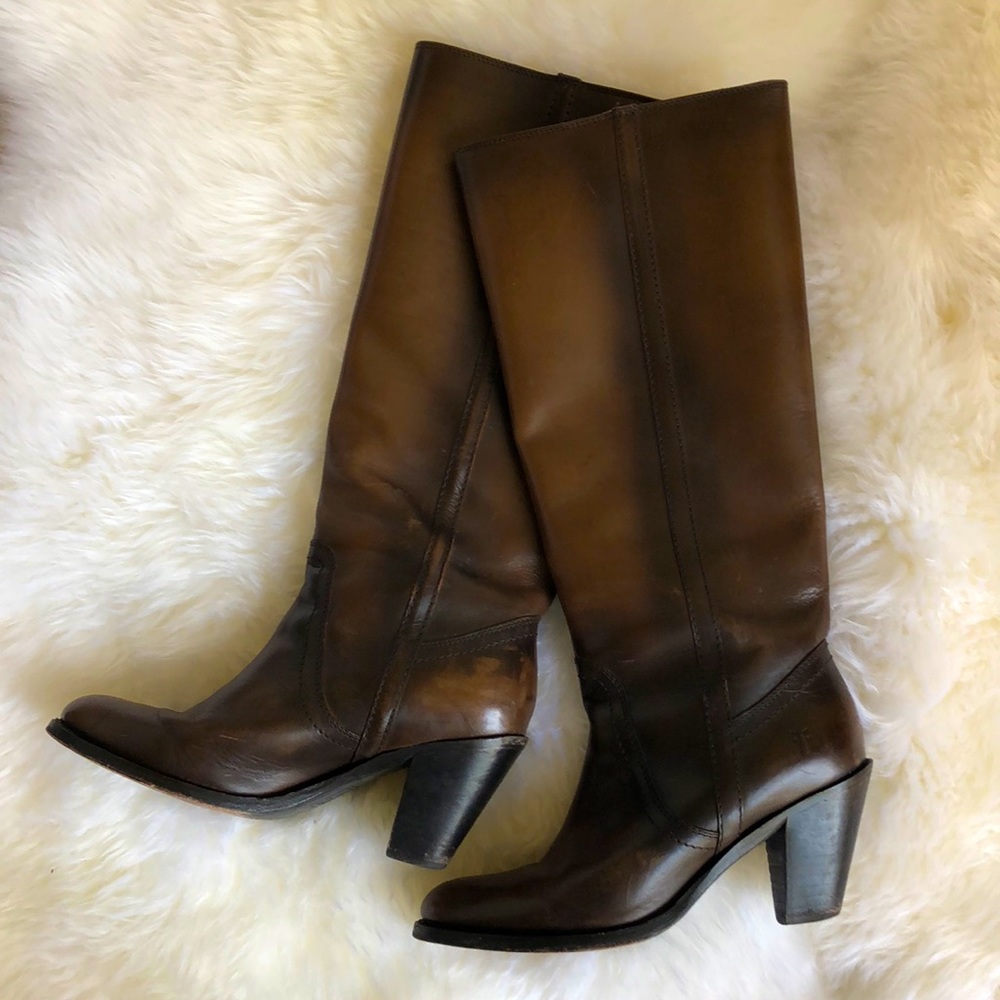 Frye Mustang Size 8